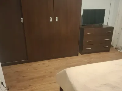 living cu televizor apartament vanzare-cumparare Sector 2, București